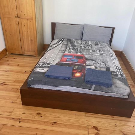 Lovely Rooms In West London Northolt  Dış mekan fotoğraf