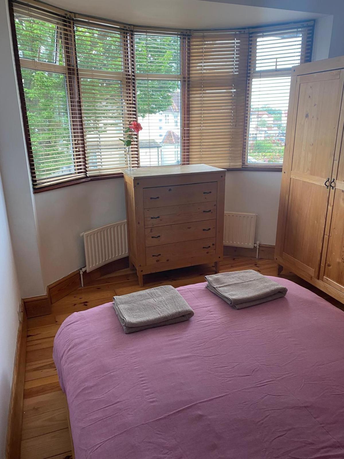 Lovely Rooms In West London Northolt  Dış mekan fotoğraf